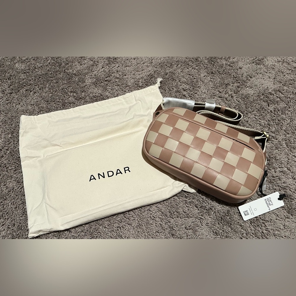 ANDAR *The Devin* Dusk/Crema Checkered Crossbody Bag